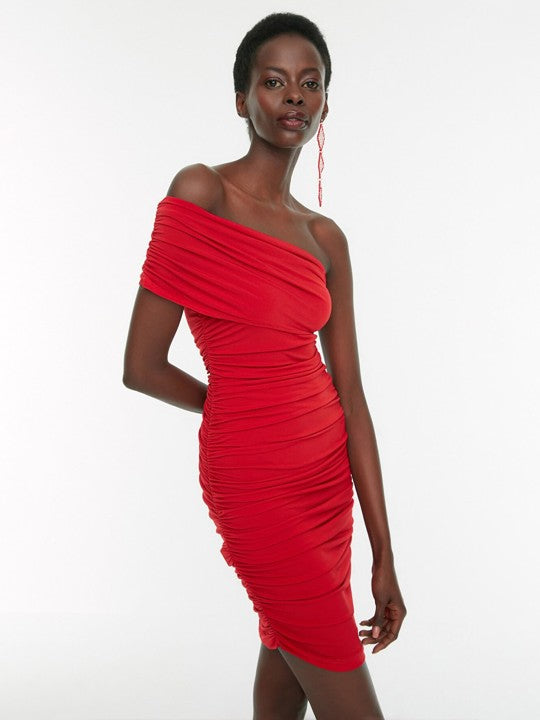 Asymmetric Off-Shoulder Bodycon Dress