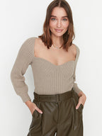 Long Sleeves Sweetheart Neck Crop Top In Beige