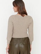 Long Sleeves Sweetheart Neck Crop Top In Beige