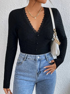 V-Neck Long Sleeves Fitted Top In Black